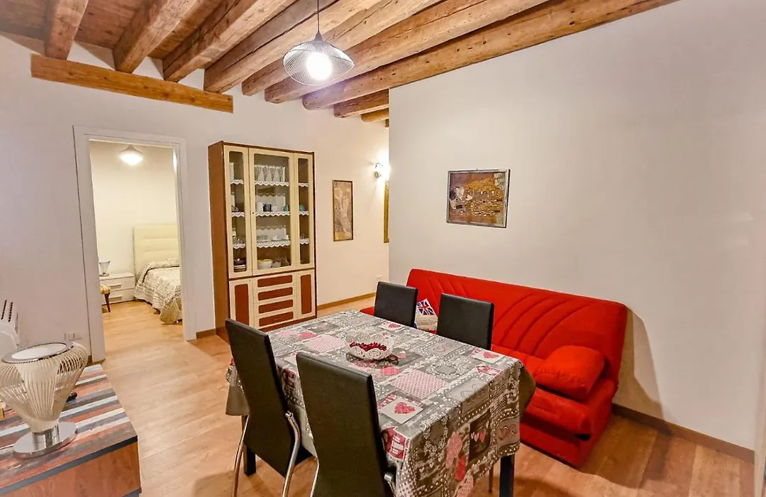 San Marco Central Flat-1