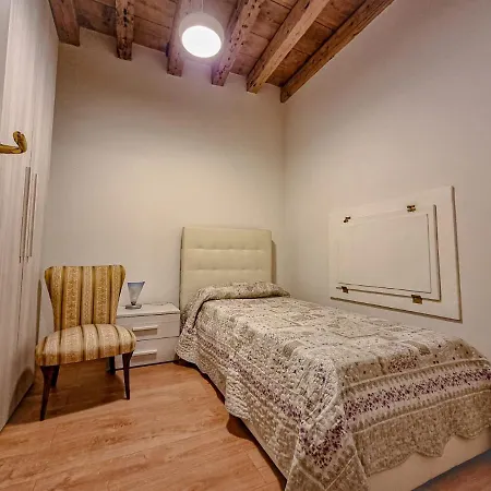 San Marco Central Flat-3