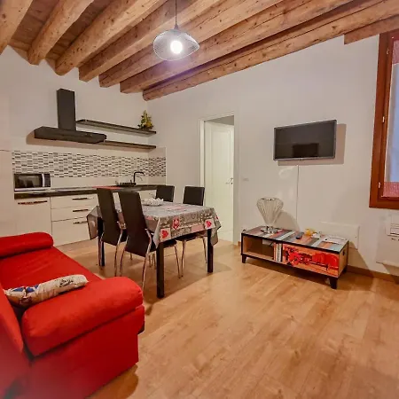 San Marco Central Flat-2